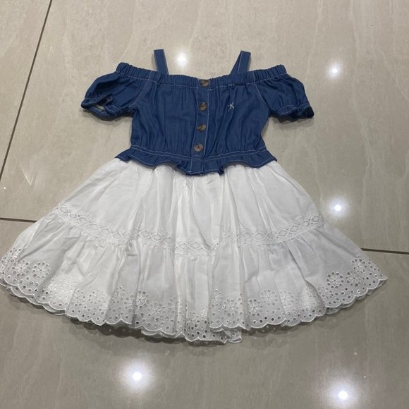 Calvin Klein Jeans Girl White Blue Chambray Off Shoulder Dress Size 4 - Picture 1 of 7